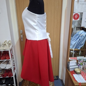 Piros - fehér, pirossal himzett menyecske, alkalmi, tánc ruha. - esküvő - ruha - koszorúslány ruha - Meska.hu