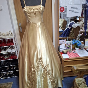 Koszorúslány, báli, szalagavatós, alkalmi ruha., Esküvő, Ruha, Koszorúslány ruha, Hímzés, Varrás, MESKA