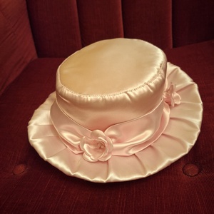 Rózsaszin elegáns selyem lányka kalap - Meska.hu