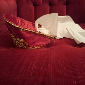 Elegáns különleges párta, zsinórral, flitterrel diszítve. - ruha & divat - sál, sapka, kendő - kalap - Meska.hu