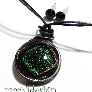 Zöld fényjáték üvegékszer szett, nyaklánc, fülbevaló - ékszer - ékszerszett - Meska.hu