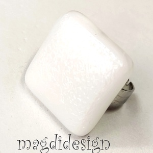 Hófehér kocka üvegékszer gyűrű - ékszer - gyűrű - pecsétgyűrű - Meska.hu