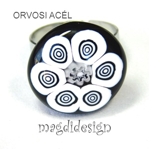 Fekete fehér körbe-körök millefiori üvegékszer gyűrű - ékszer - gyűrű - statement gyűrű - Meska.hu