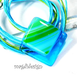 AKCIÓS! Kék és zöld üvegékszer nyaklánc 1, Ékszer, Nyaklánc, Medálos nyaklánc, Ékszerkészítés, Üvegművészet, MESKA