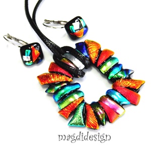 Csillogó dichroic üvegékszer szett nyaklánc kapcsos fülbevaló 1 - ékszer - ékszerszett - Meska.hu