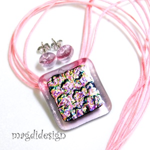 Rózsaszirmok dichroic üvegékszer szett nyaklánc stiftes fülbevaló - ékszer - ékszerszett - Meska.hu