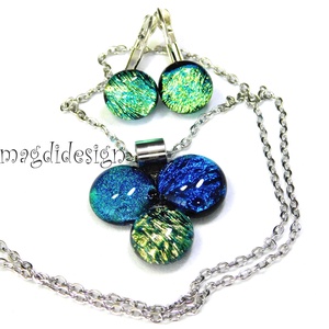 Aranyló dichroic bogyós színtrió üvegékszer szett nyaklánc kapcsos fülbevaló, Ékszer, Ékszerszett, Ékszerkészítés, Üvegművészet, MESKA