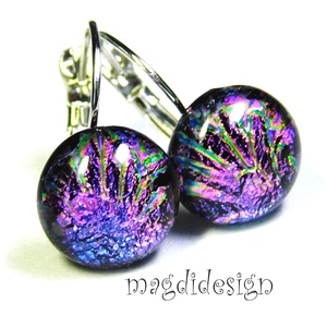 Színjátszó pink tűzijáték dichroic üvegékszer kapcsos fülbevaló - ékszer - fülbevaló - lógó fülbevaló - Meska.hu