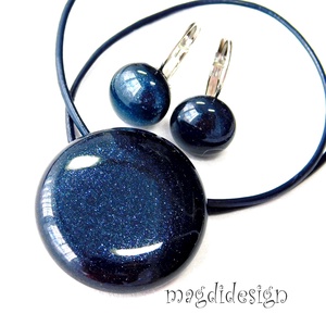 Smaragd selyem aventurin üvegékszer szett, nyaklánc, kapcsos fülbevaló - ékszer - ékszerszett - Meska.hu