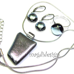 NEMESACÉL! Ezüst dichroic üvegékszer szett nyaklánc, gyűrű, kapcsos fülbevaló , Ékszer, Ékszerszett, Üvegművészet, Ékszerkészítés, AKCIÓ! HÁROM VAGY TÖBB ÉKSZERSZETT VÁSÁRLÁSA UTÁN EGY MEGLEPETÉS SZETTET AJÁNDÉKBA KÜLDÖK. Csillogó..., MESKA