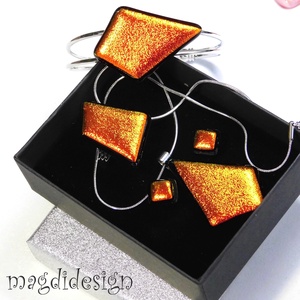 Narancs dichroic üvegékszer karkötő  - ékszer - karkötő - karkötő medállal - Meska.hu