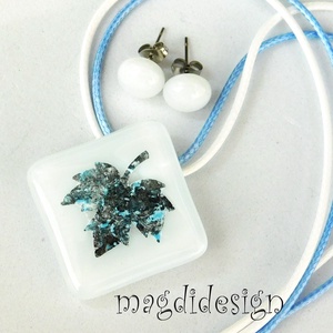 Zizegő levél fehérben üvegékszer szett, nyaklánc, stiftes fülbevaló - ékszer - ékszerszett - Meska.hu