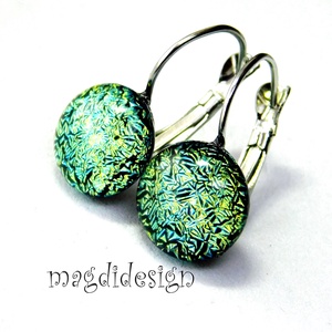 Színjátszó arany-zöld üvegékszer kapcsos fülbevaló - ékszer - fülbevaló - lógó fülbevaló - Meska.hu