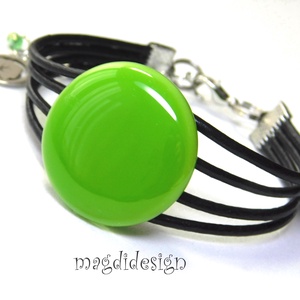 Zöld villanás üvegékszer karkötő, Ékszer, Karkötő, Karkötő medállal, Ékszerkészítés, Üvegművészet, MESKA