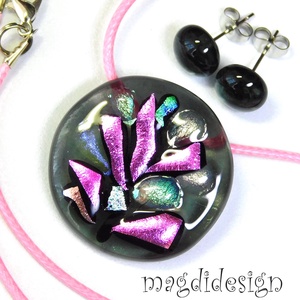 Hulló virágszirmok szürkén üvegékszer szett nyaklánc stiftes fülbevaló 1 - Meska.hu