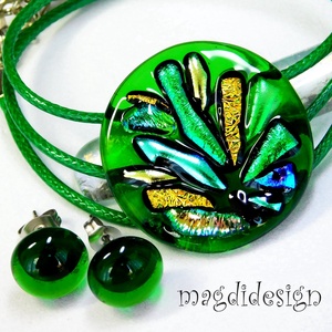 Hulló virágszirmok zöldben üvegékszer szett nyaklánc stiftes fülbevaló 1, Ékszer, Ékszerszett, Ékszerkészítés, Üvegművészet, MESKA