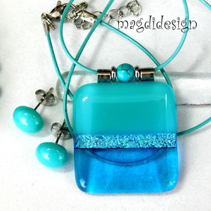 Türkiz-kék színtrió üvegékszer szett nyaklánc stiftes fülbevaló - ékszer - ékszerszett - Meska.hu