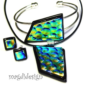 Színjátszó dichroic buborékok üvegékszer szett nyaklánc, karkötő,  stiftes fülbevaló  - ékszer - ékszerszett - Meska.hu