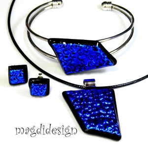 Kék kavicsok dichroic üvegékszer szett nyaklánc, karkötő,  stiftes fülbevaló  - Meska.hu