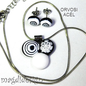 Fekete-fehér bogyós színtrió üvegékszer szett nyaklánc stiftes fülbevaló 1 - ékszer - ékszerszett - Meska.hu