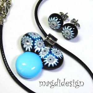 Fekete-kék bogyós színtrió üvegékszer szett nyaklánc stiftes fülbevaló - ékszer - ékszerszett - Meska.hu