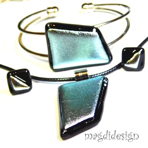 Ezüst dichroic üvegékszer szett nyaklánc, karkötő, stiftes fülbevaló  - ékszer - ékszerszett - Meska.hu