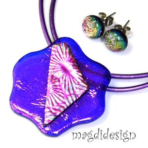 Lila-kék színváltós dichroic üvegékszer szett nyaklánc, stiftes fülbevaló  - Meska.hu