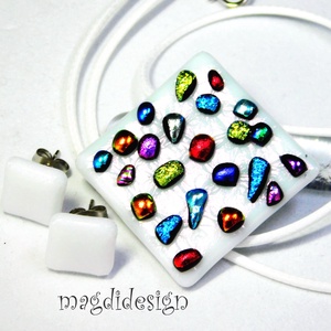 Színes dichroic kavicsok fehéren üvegékszer szett nyaklánc fülbevaló  - ékszer - ékszerszett - Meska.hu