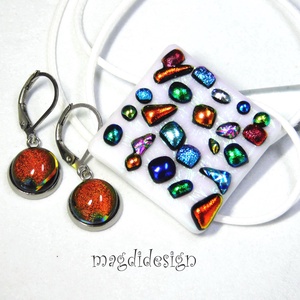 Színes dichroic kavicsok fehéren üvegékszer szett nyaklánc kapcsos fülbevaló  - ékszer - ékszerszett - Meska.hu