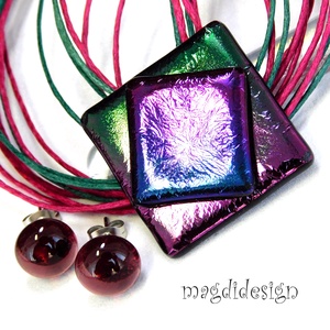 Bíbor-kék-zöld eozin üvegékszer szett nyaklánc stiftes fülbevaló  - ékszer - ékszerszett - Meska.hu