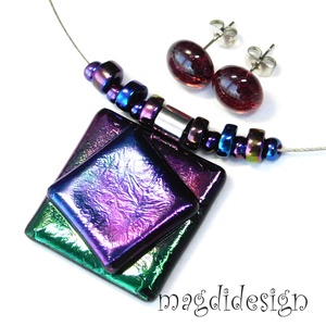 Bíbor-kék-zöld eozin üvegékszer szett nyaklánc stiftes fülbevaló  - ékszer - ékszerszett - Meska.hu