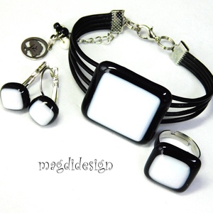 Fekete fehér kocka üvegékszer szett, karkötő, gyűrű, kapcsos fülbevaló - ékszer - ékszerszett - Meska.hu