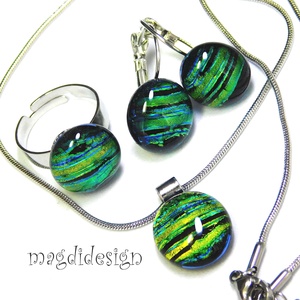 Zöld-arany csíkos dichroic üvegékszer szett nyaklánc, gyűrű, kapcsos fülbevaló , Ékszer, Ékszerszett, Üvegművészet, Ékszerkészítés, MESKA