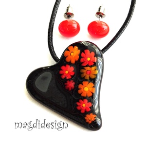 Fekete piros-sárga virágos szív üvegékszer szett, nyaklánc, pötty fülbevaló  - ékszer - ékszerszett - Meska.hu