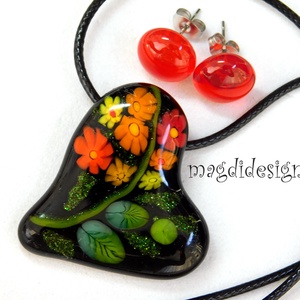 Fekete piros-sárga virágos szív üvegékszer szett, nyaklánc, pötty fülbevaló  - ékszer - ékszerszett - Meska.hu