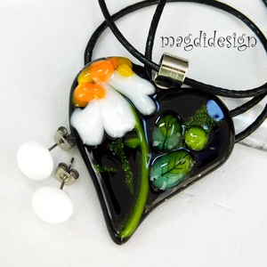 Fekete fehér virágos szív üvegékszer szett, nyaklánc, pötty fülbevaló , Ékszer, Ékszerszett, Ékszerkészítés, Üvegművészet, MESKA