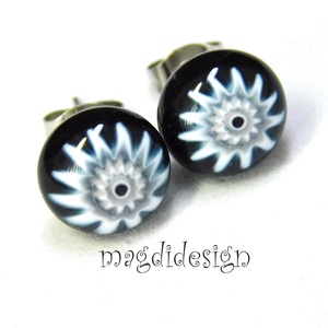 Csillagvirágok millefioris üvegékszer  stiftes fülbevaló - ékszer - fülbevaló - pötty fülbevaló - Meska.hu