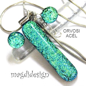 Exkluzív szikrázó zöld dichroic üvegékszer szett nyaklánc stiftes fülbevaló - Meska.hu