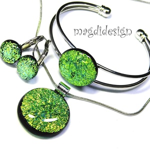 Szikrázó almazöld dichroic üvegékszer szett nyaklánc, karkötő, kapcsos fülbevaló  - ékszer - ékszerszett - Meska.hu