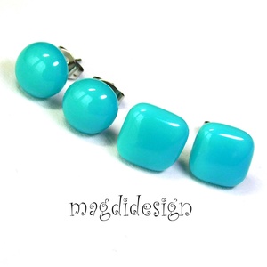 Türkiz üvegékszer stiftes fülbevaló  - ékszer - fülbevaló - pötty fülbevaló - Meska.hu