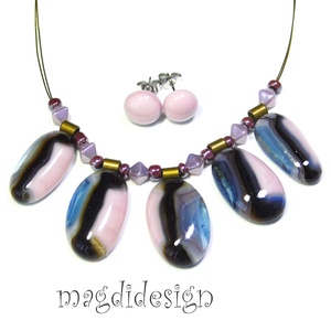 Púderes tarkaság üvegékszer szett, nyaklánc, stiftes fülbevaló, Ékszer, Ékszerszett, Ékszerkészítés, Üvegművészet, MESKA