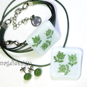 Tulipánkert üvegékszer szett nyaklánc, karkötő, stiftes fülbevaló  - ékszer - ékszerszett - Meska.hu