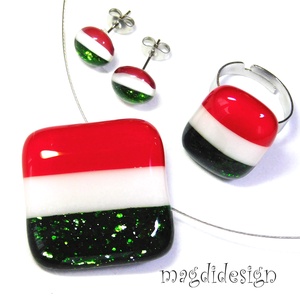 Nemzeti színű üvegékszer szett nyaklánc, gyűrű,  stiftes fülbevaló-- Kokárda - ékszer - ékszerszett - Meska.hu