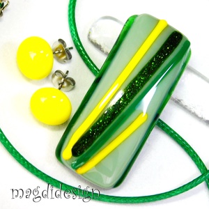 Csillámos kikelet üvegékszer szett nyaklánc, stiftes fülbevaló - ékszer - ékszerszett - Meska.hu