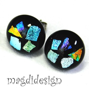 NEMESACÉL! Dichroic színkavalkád üvegékszer pötty fülbevaló  - ékszer - fülbevaló - pötty fülbevaló - Meska.hu