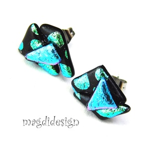 NEMESACÉL! Türkiz-kék  borzaska dichroic üvegékszer stiftes fülbevaló 1 - ékszer - fülbevaló - pötty fülbevaló - Meska.hu