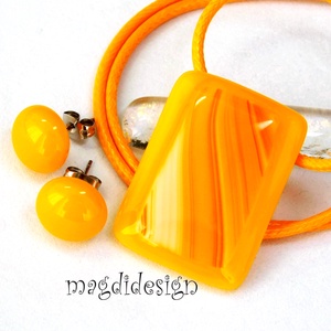 Sárga piros áramlás üvegékszer szett nyaklánc, stiftes fülbevaló, Ékszer, Ékszerszett, Ékszerkészítés, Üvegművészet, MESKA