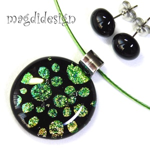 Univerzum arany-zöld feketén üvegékszer szett, nyaklánc, stiftes fülbevaló - Meska.hu