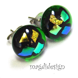 NEMESACÉL! Dichroic színkavalkád zöld üvegékszer pötty fülbevaló  4 - ékszer - fülbevaló - pötty fülbevaló - Meska.hu