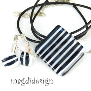 Tengerész csíkos üvegékszer szett, nyaklánc, kapcsos fülbevaló - ékszer - ékszerszett - Meska.hu